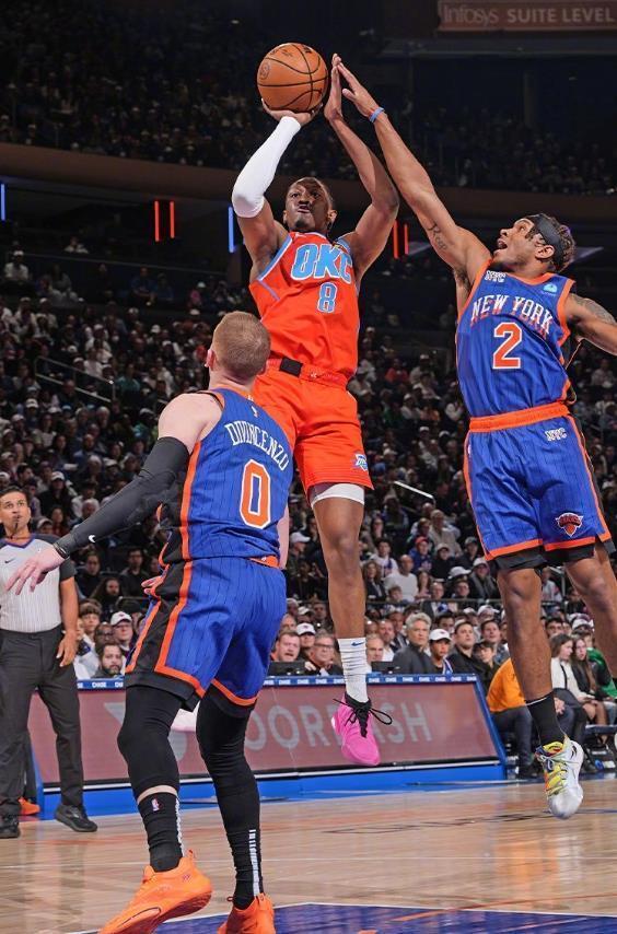 接近神不代表能超越神，科比距离乔丹的差距还是有质的差距（逼近不等于超越：科比与乔丹仍有质的鸿沟）