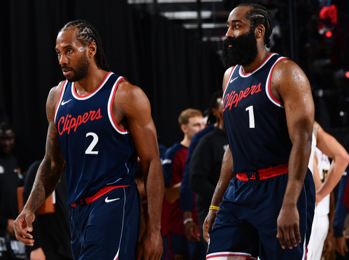 穆斯卡特：球队配得上所有赞誉，我们始终齐心一致（穆斯卡特：球队应得所有赞美，我们一直众志成城）