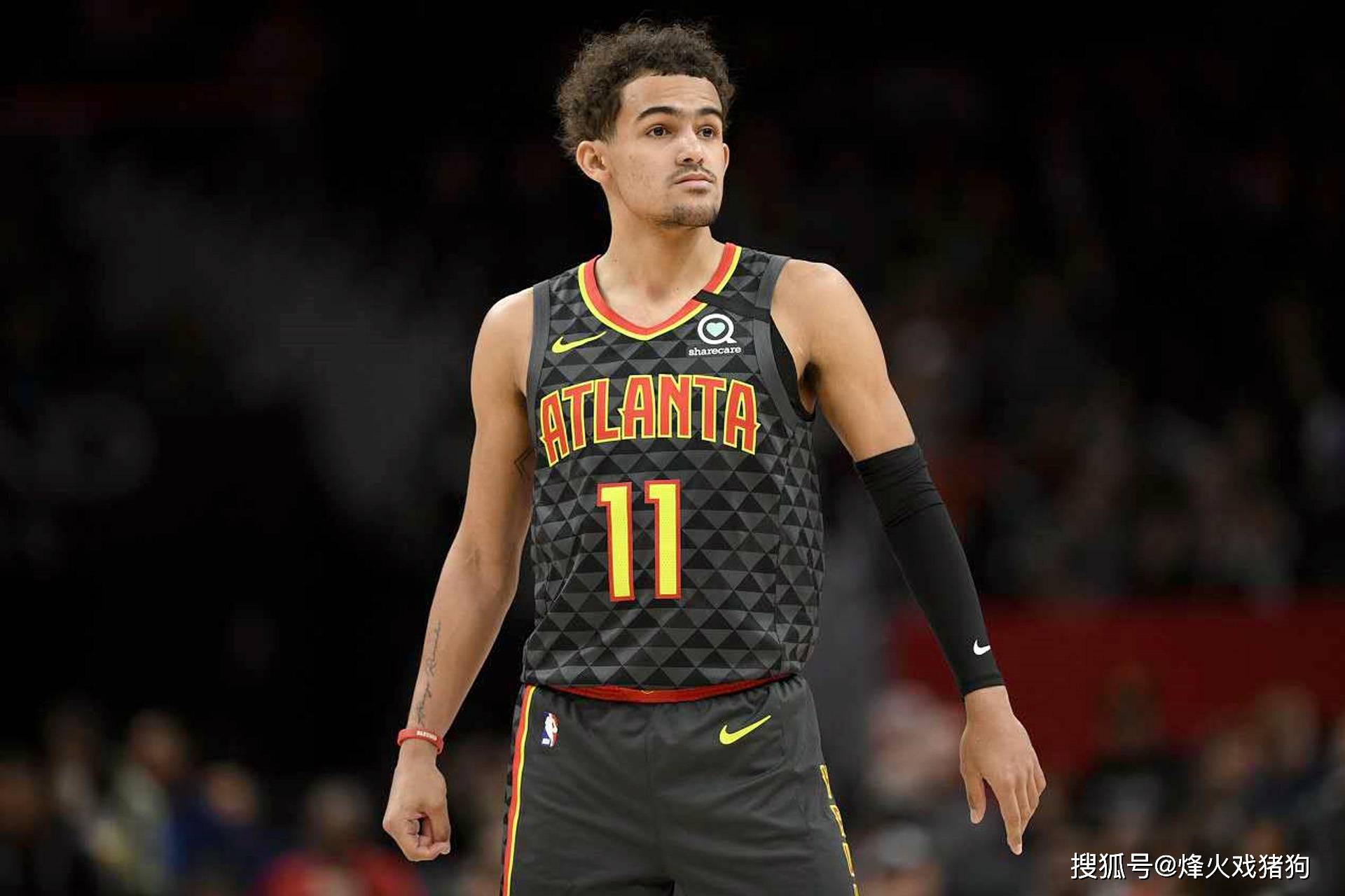 埃尔莫索：我原本很难考虑留队，多亏加斯佩里尼给我机会（埃尔莫索：要不是加斯佩里尼给了机会，我很难选择留队）