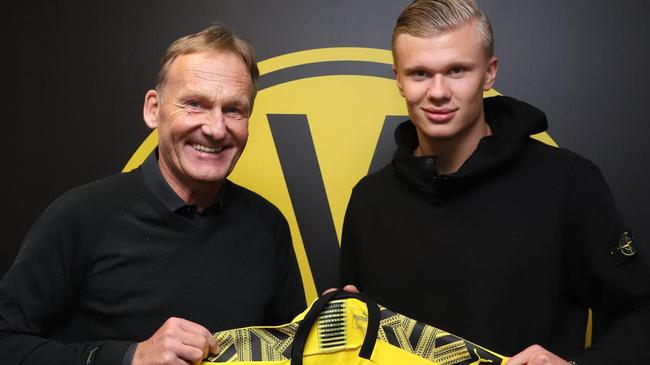 徐杰：今天广州队给我们制造了很大困难 祝徐昕越来越好&不要受伤（徐杰：广州队今天给我们施加了巨大压力 祝徐昕越来越好并远离伤病）