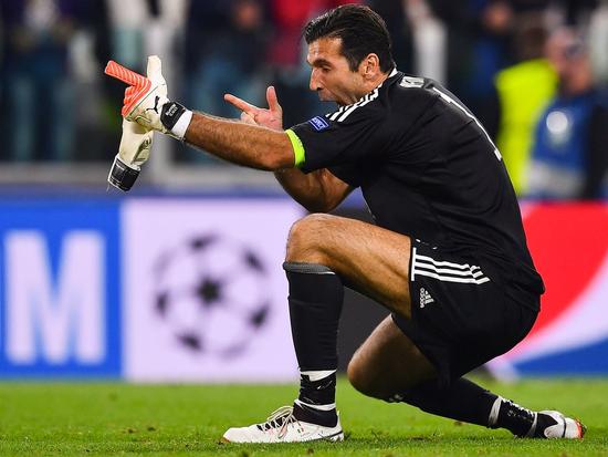 下半场3分钟内为巴萨反超比分，孔德职业生涯首次梅开二度（孔德生涯首次梅开二度，3分钟内助巴萨下半场反超）