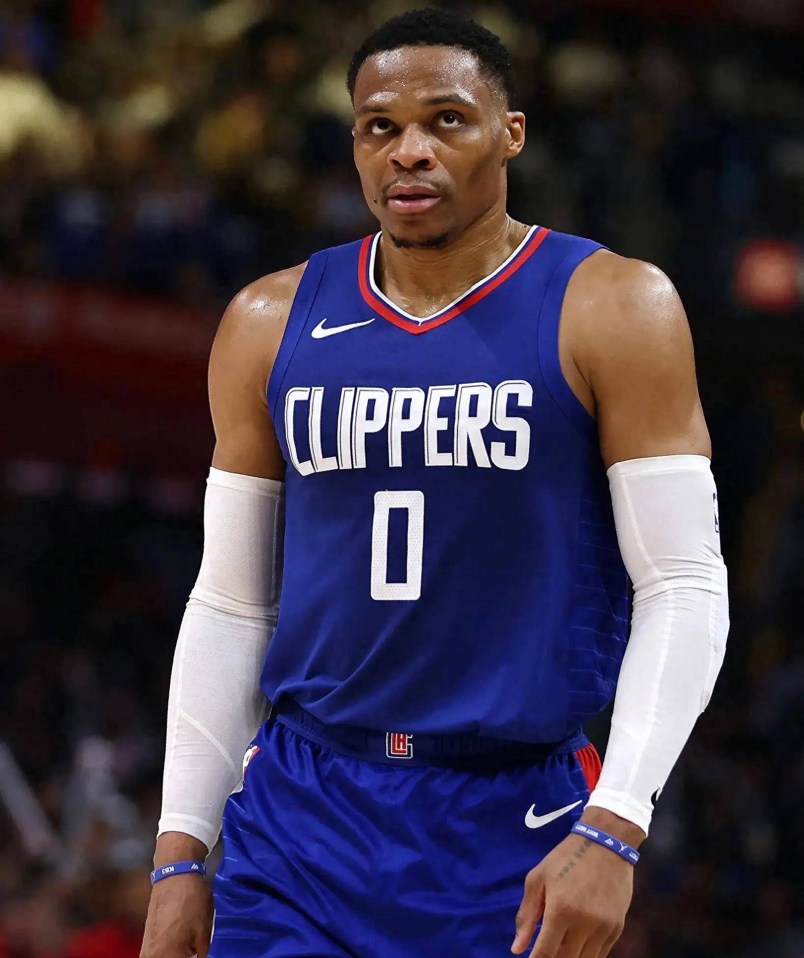 开赛：23队参与，16队进入正赛的2025卡塔尔阿拉伯杯（2025卡塔尔阿拉伯杯打响：23队参赛，16队晋级正赛）