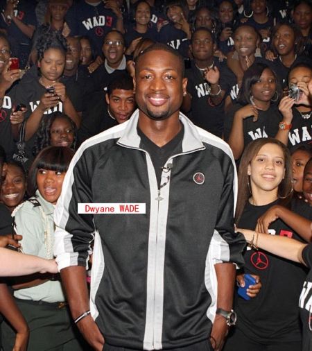 力挽狂澜！布伦森关键反超三分&末节13分主导逆转 全场砍34分！（布伦森末节13分+关键反超三分，轰下34分导演大逆转）