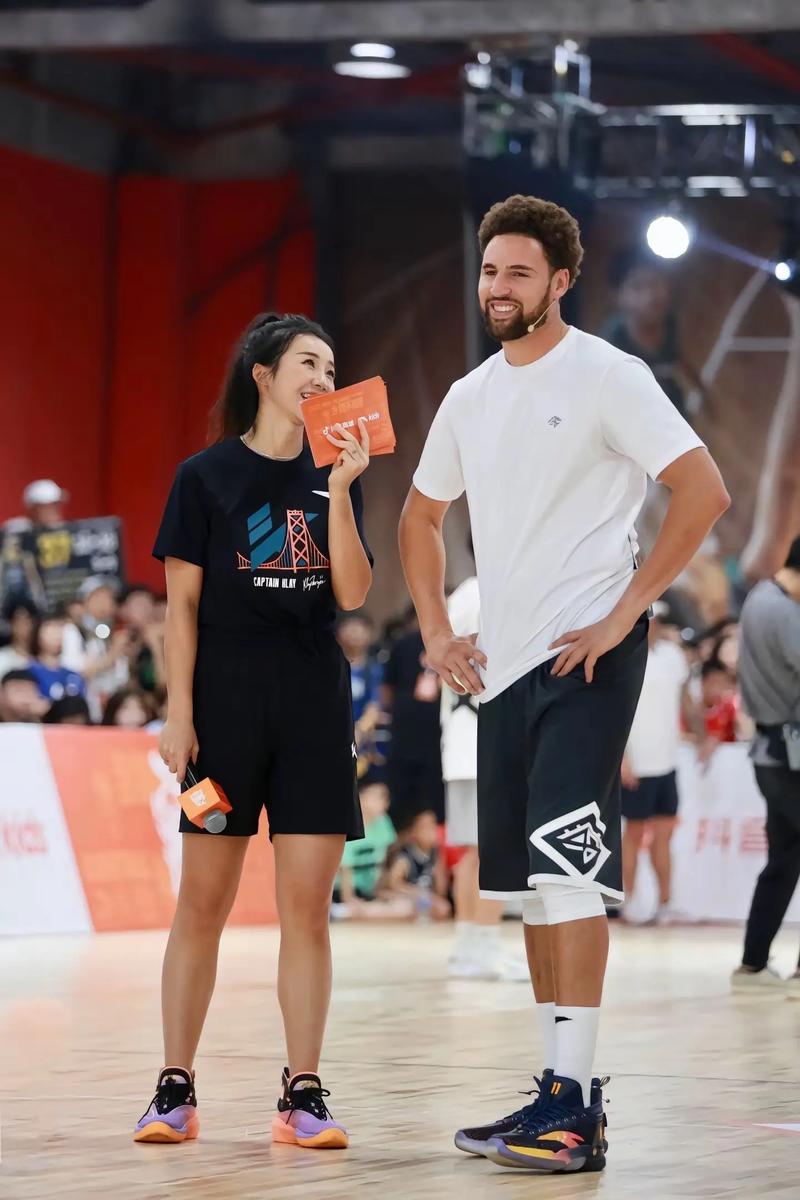 阿尔巴尼亚中场：比赛70分钟内，我们与英格兰的水平不相上下（阿尔巴尼亚中场称：前70分钟我们与英格兰势均力敌）