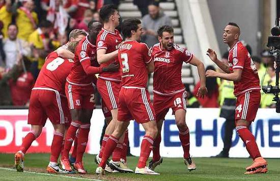 英超7冠王难求，曼城三冠仍差4冠（英超七冠难达，曼城三冠仍欠四冠）