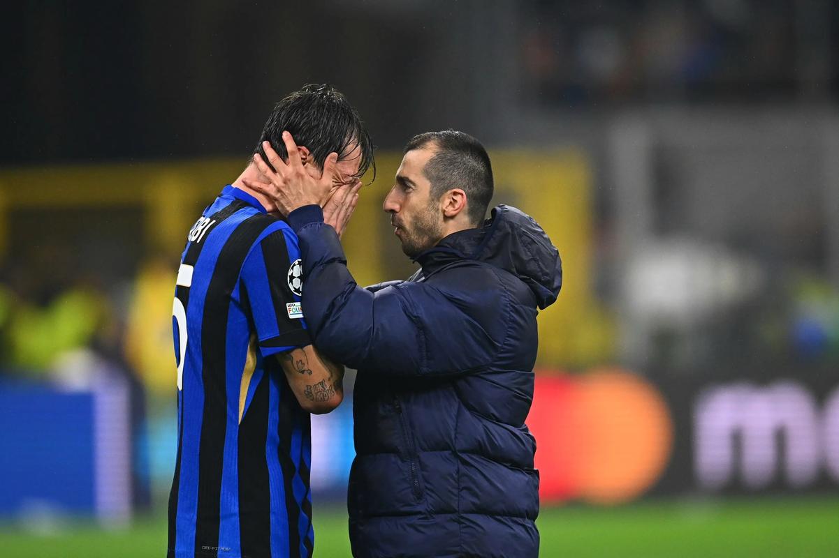 足球中超球队宣布换帅，前国脚正式接手（中超球队官宣换帅，前国脚走马上任）