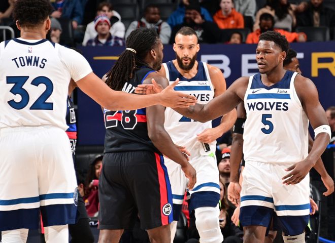 NBA球员专访：詹姆斯谈团队合作,（NBA独家专访：詹姆斯解读团队合作的力量）