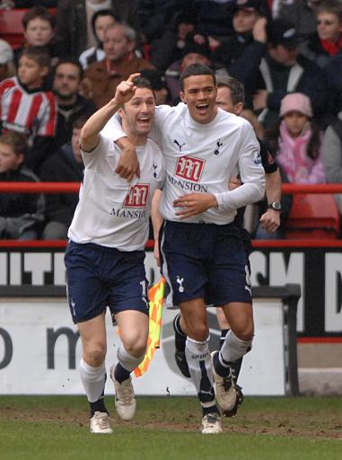 遗憾空砍！克洛尼&扎威合力轰下52分难阻失利（克洛尼携手扎威合砍52分，仍难挽败局）