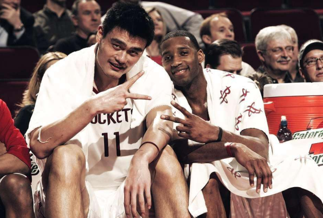 许尔勒：踢球的各种要求让我觉得不是我的生活，所以选择退役（难以认同被诸多要求束缚的足球生活，许尔勒选择退役）