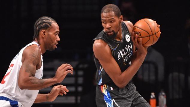 法尔克：格纳布里经纪人已和拜仁谈降薪续约，球员很可能留队（法尔克：格纳布里大概率留队，经纪人与拜仁已谈降薪续约）