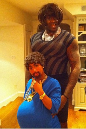 迈阿密国际总比分2-1晋级，梅西双响+完成生涯第400次助攻（梅西梅开二度并送出生涯第400次助攻，迈阿密国际总比分2-1晋级）