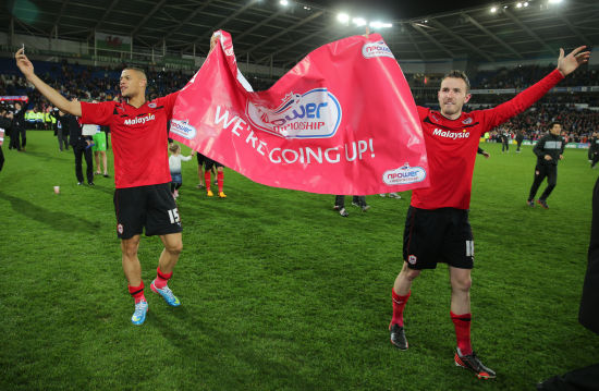 老师请假啦？原来他去……（老师没来上课？其实是去……）