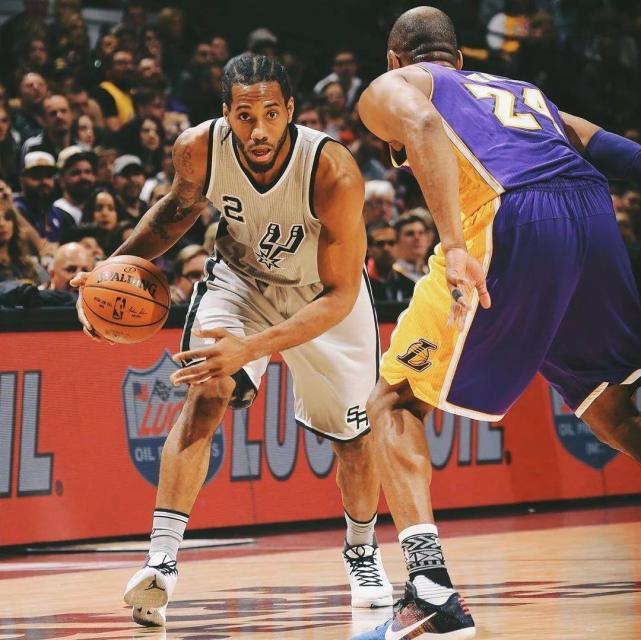 昔日水晶宫双星埃泽、奥利塞本赛季关键数据对比：后者均占优（埃泽vs奥利塞：本季关键数据对照，奥利塞全面领先）