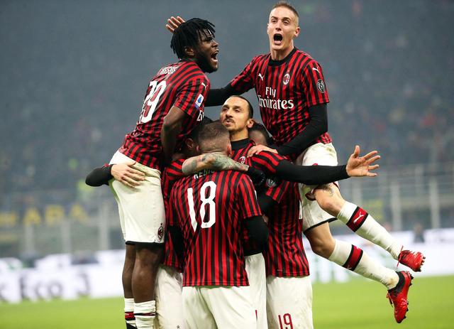 欢迎瓦格纳加入阿迪！利拉德：瓦格纳这赛季会穿我的球鞋打球（利拉德欢迎瓦格纳加盟阿迪：本季他将穿我的签名鞋征战）