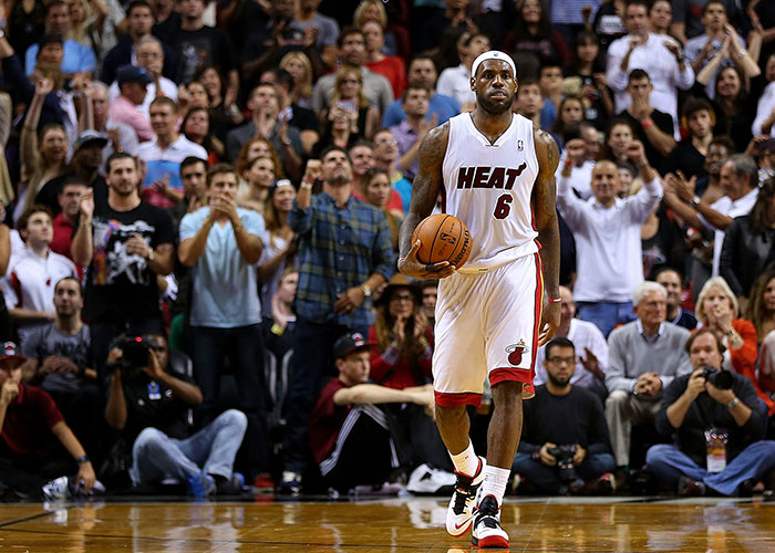 DO：伯恩茅斯前锋塞门约倾向在冬窗加盟曼城（报道称伯恩茅斯前锋塞门约倾向于在冬窗转会曼城）