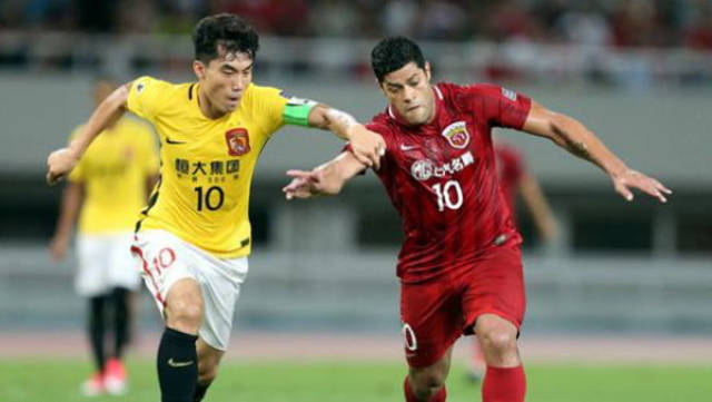 波特：帕奎塔能够挺过来很不容易；他在西汉姆联很开心（波特：帕奎塔挺过难关并不容易，他在西汉姆联过得很开心）