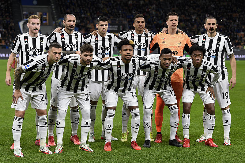 跟队：布伦特福德和桑德兰有意圣地亚哥，但球员想在米兰立足（队记：布伦特福德、桑德兰有意圣地亚哥，球员更愿留米兰争取立足）